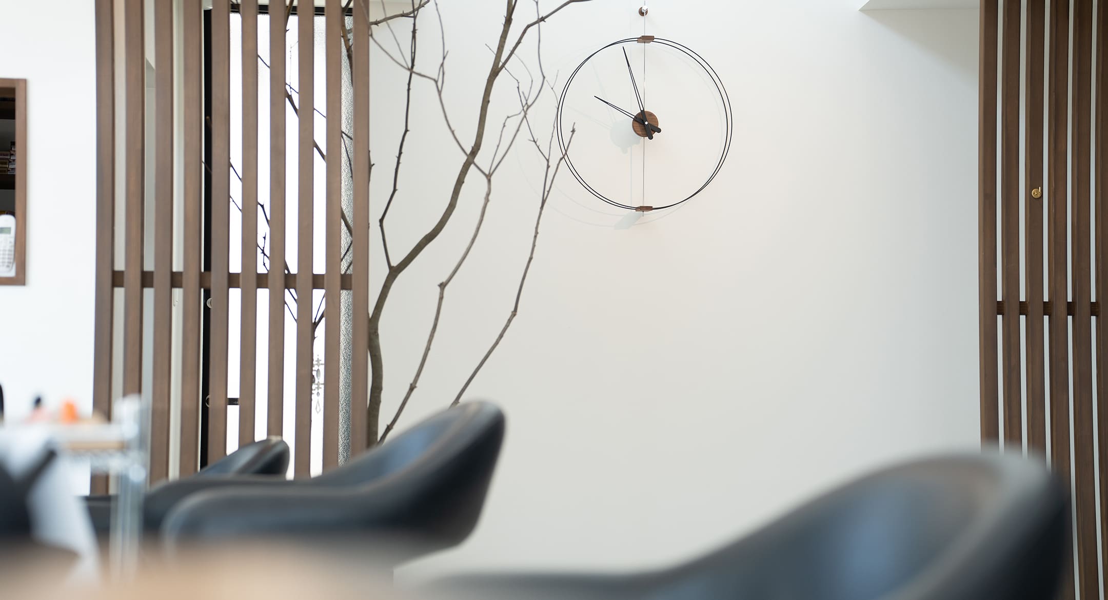 UPDATEメインビジュアルスライド